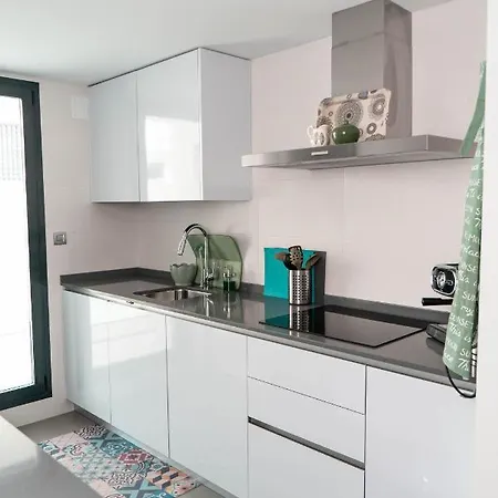 Blonski-green Olive Apartment *