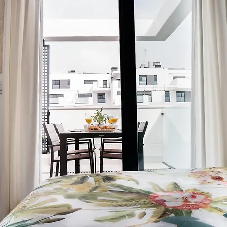 Blonski-green Olive Apartment *